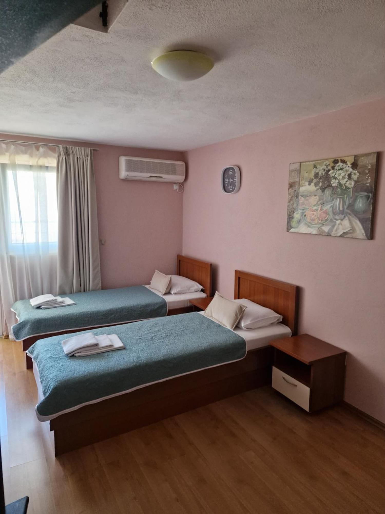 Vila Lena Petrovac Екстериор снимка
